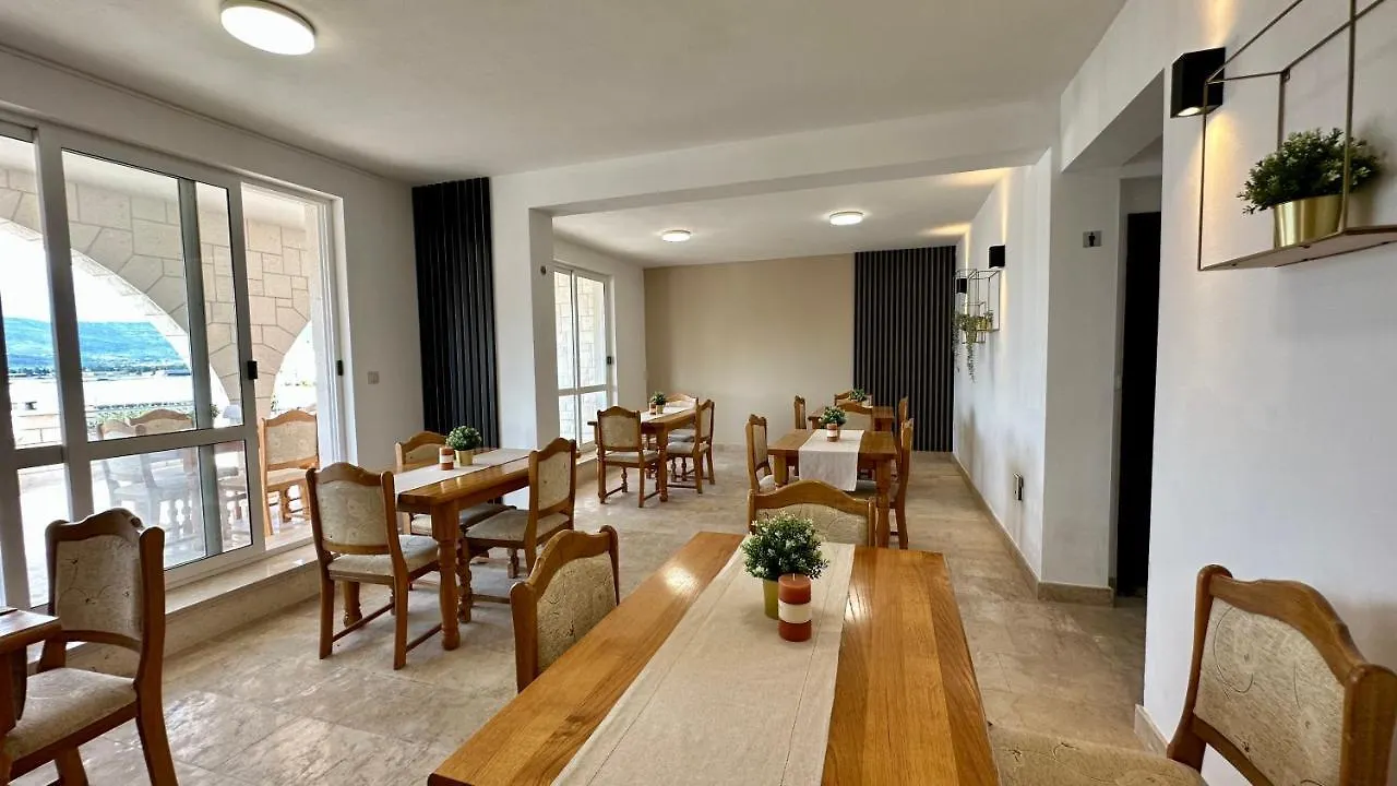 Hotel Buenavista Beach House Trogir Mastrinka