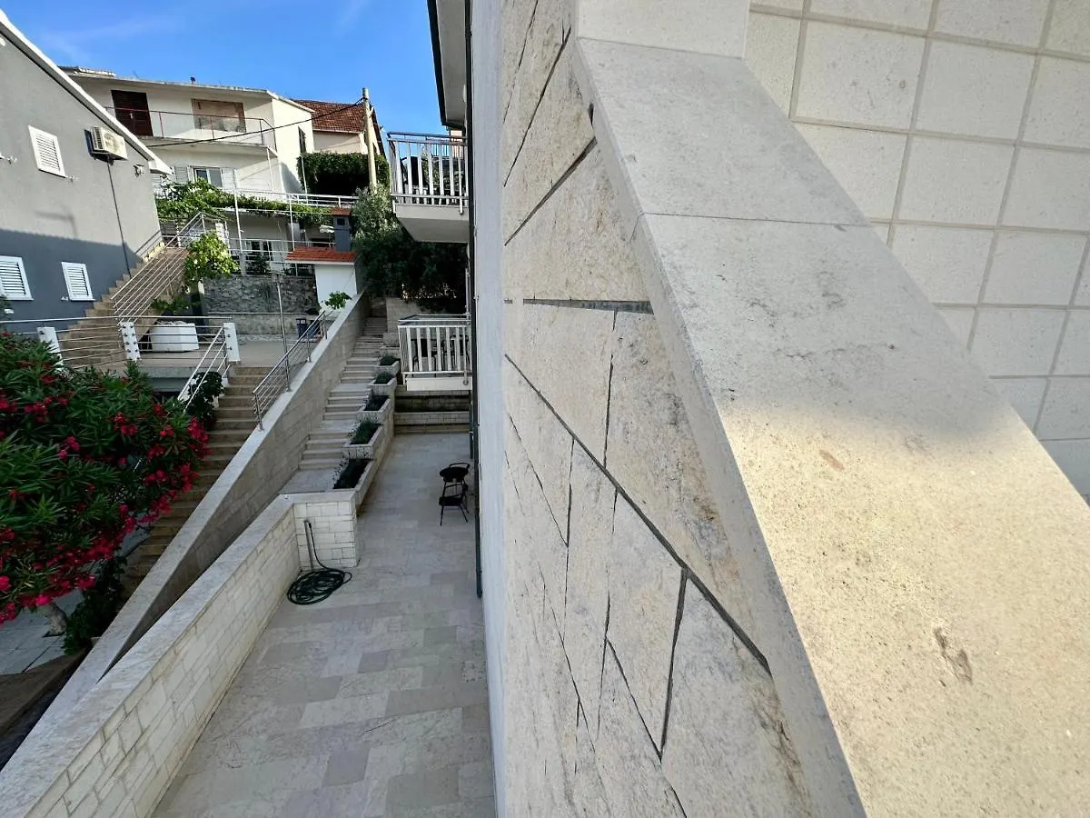 Hotel Buenavista Beach House Trogir Mastrinka